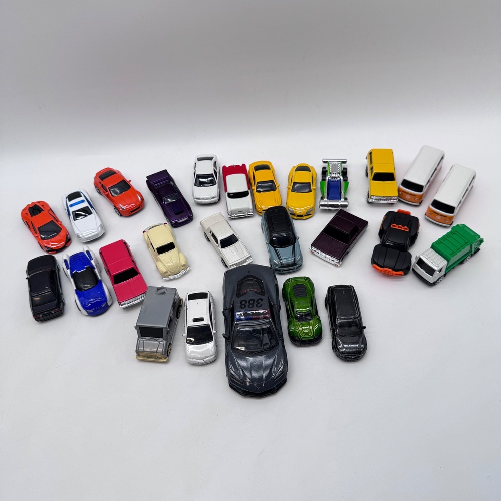 Maisto Diecast Toy and Few Matchbox Vehicles Multi Mixed Lot 25pc Collection